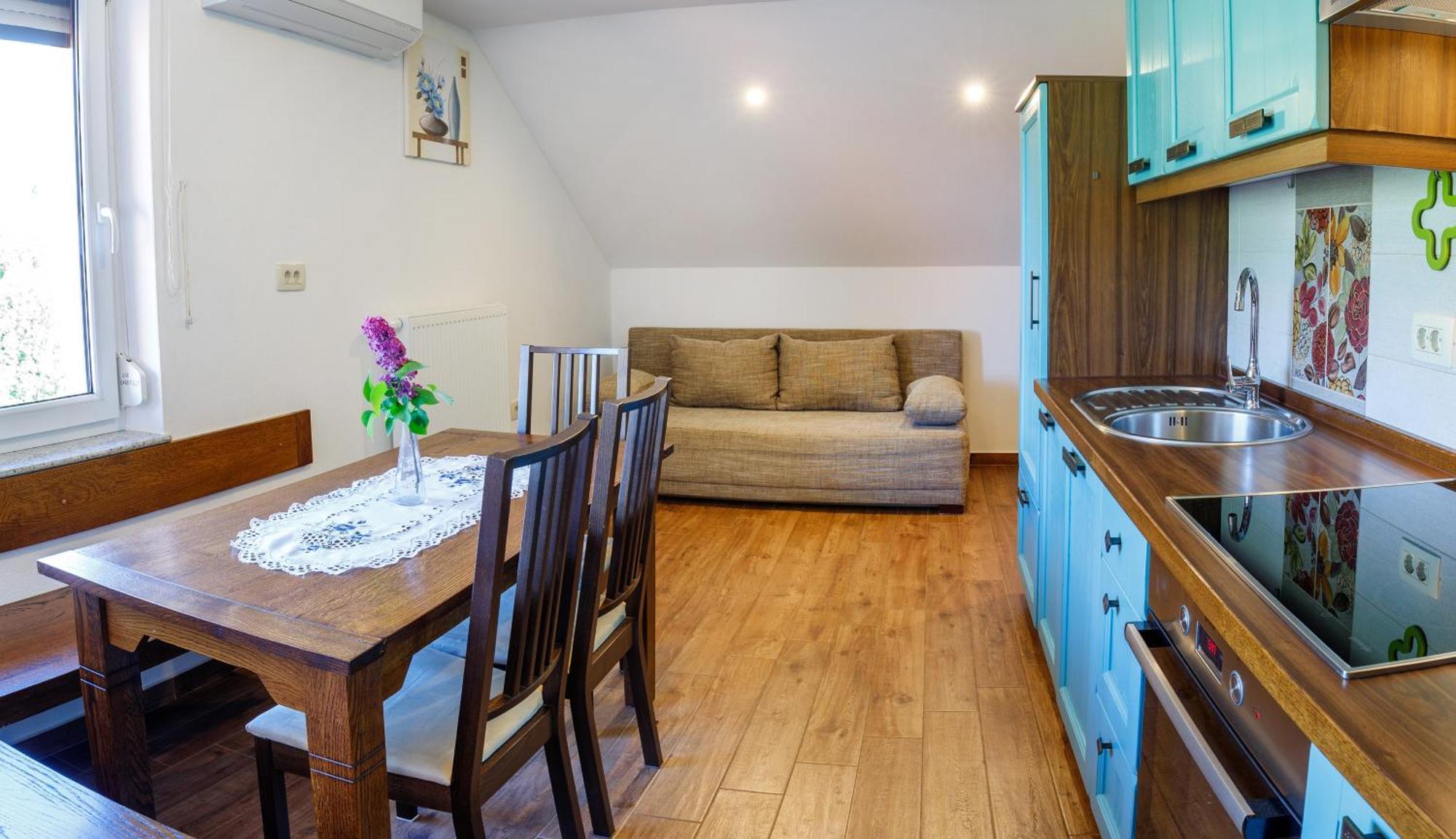 Appartement Kmetija Na Cendavs à Cerkno Extérieur photo